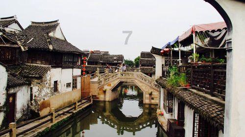 2024款“丰田陆巡LC71”到港，全复古元素加持